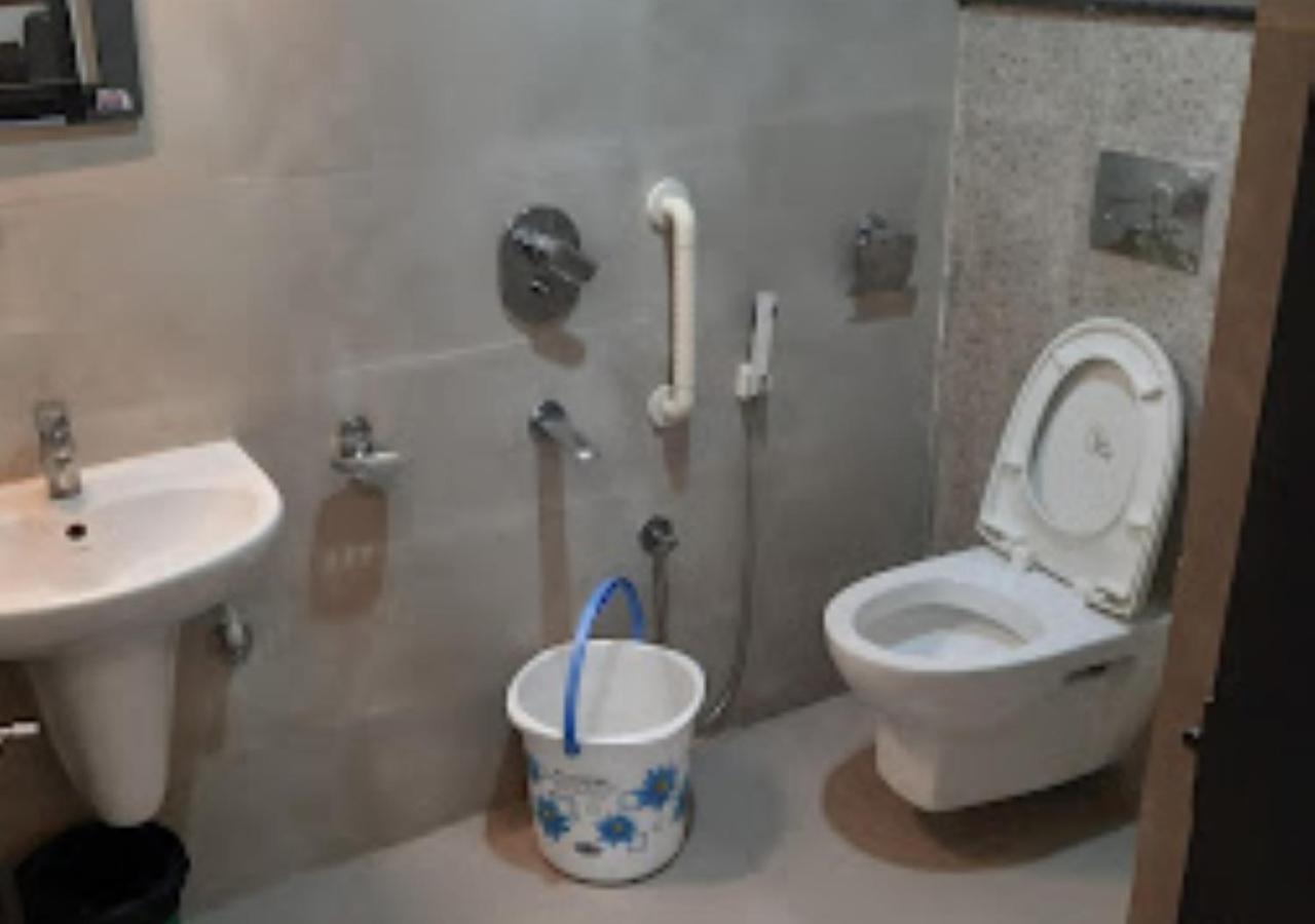 Hotel Venus Inn Bhubaneshwar Bhubaneswar Exteriör bild