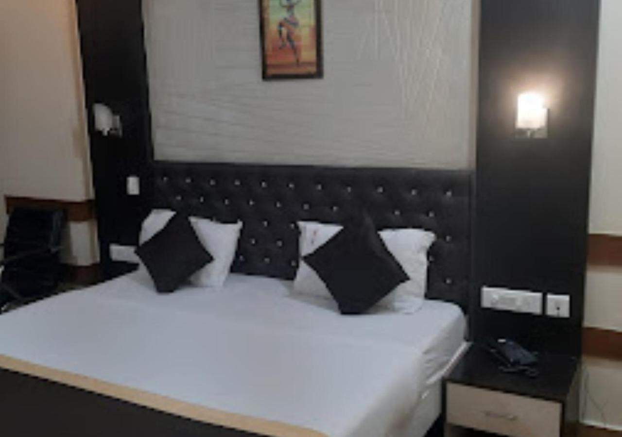 Hotel Venus Inn Bhubaneshwar Bhubaneswar Exteriör bild