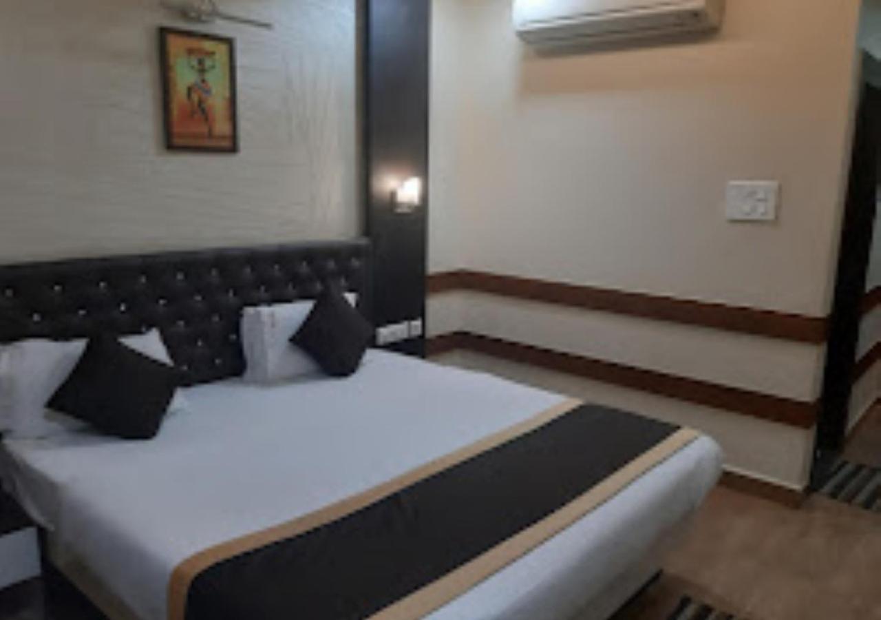 Hotel Venus Inn Bhubaneshwar Bhubaneswar Exteriör bild